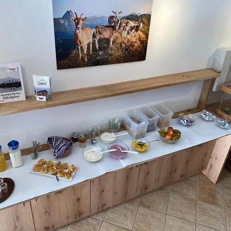 Gæstehus Leamhof 3*