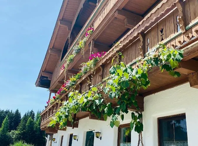 Leamhof بيت ضيافة 3*