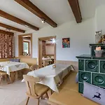 Πανσιόν Leamhof 3*